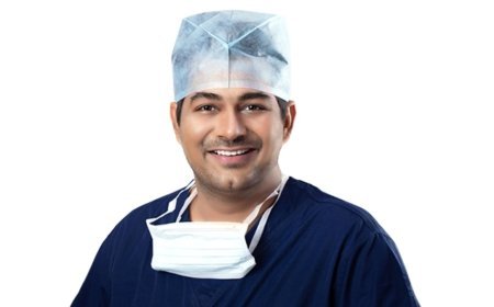 An Eye Specialist Makes History In Limca Book Of Records With Vision Correction