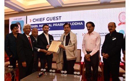 Dhirubhai Ambani Honoured Posthumously With ‘Lifetime Achievment Award’