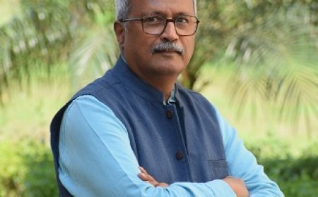 JKLU Professor First Indian to Win Hills Millennium Award for International Designers